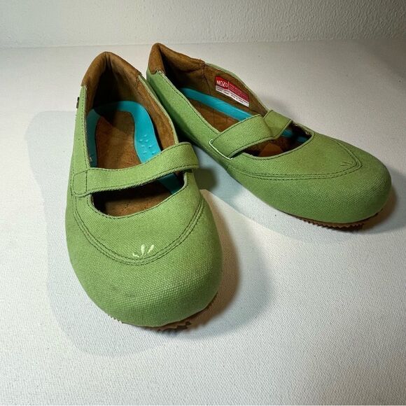 MOZO Fab Flat Canvas leaf green Mary Jane’s size 7 - Picture 4 of 9